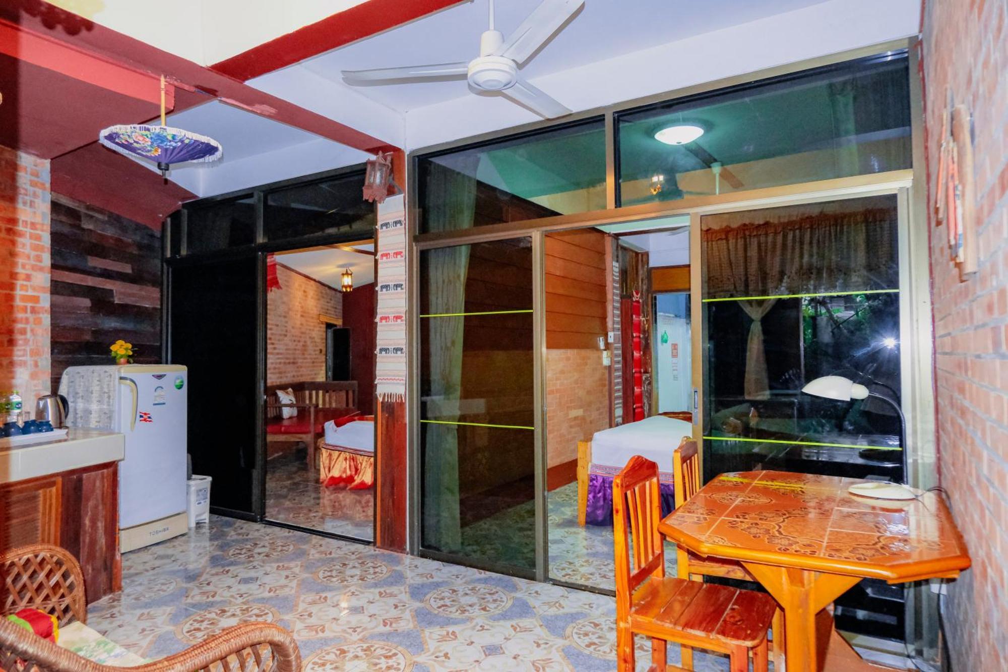 Appartement Boutique House Nipha à Chiang Mai Extérieur photo