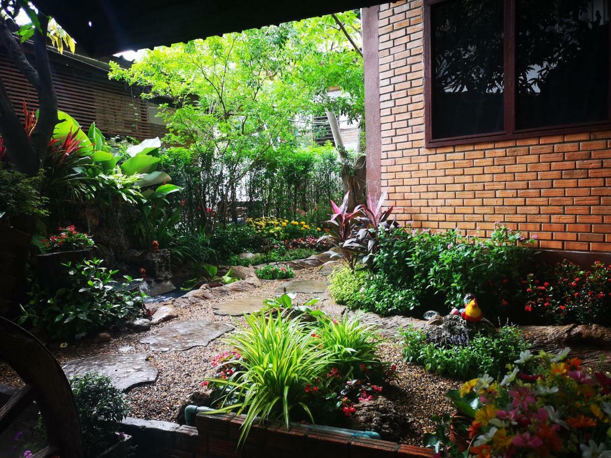 Appartement Boutique House Nipha à Chiang Mai Extérieur photo